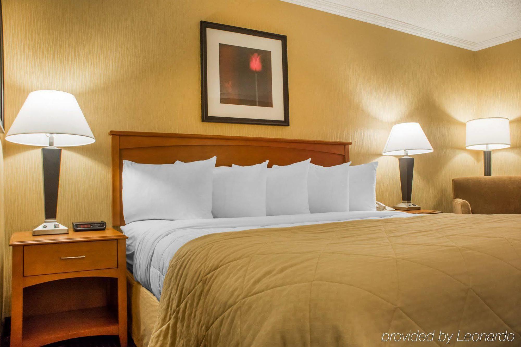אוסווגו Clarion Hotel & Suites Riverfront מראה חיצוני תמונה